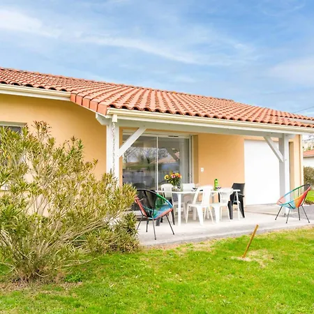 Вилла Bourg Maison Confort Proche Du Centre